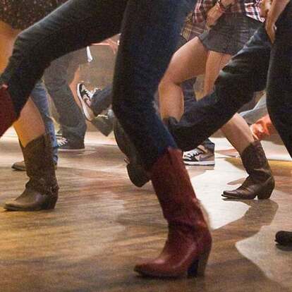 Country dance classes